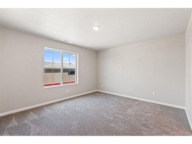 1446 Coral Pl, Longmont, CO 80504