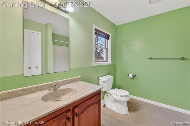 1525 Shoreline Drive, Hartland, MI 48353