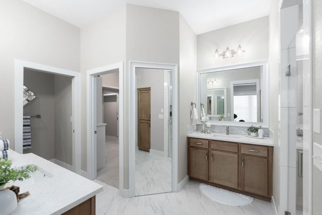 8373 W Waterway Ct, Maize, KS 67101