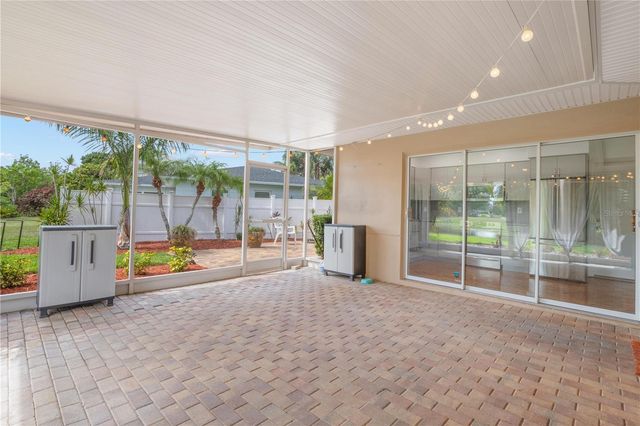 1961 42ND STREET N, St Petersburg, FL 33713
