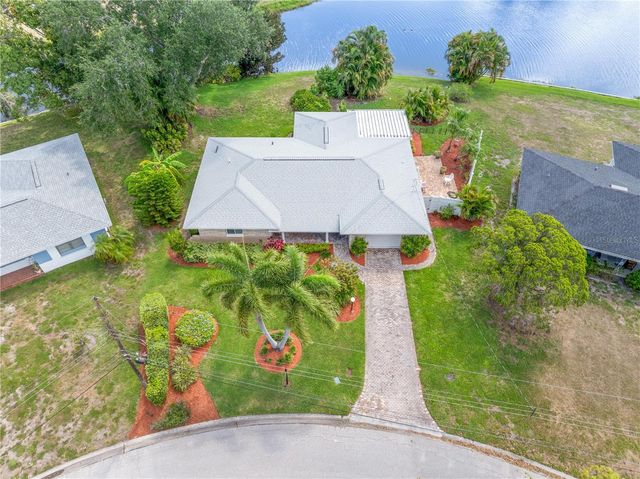 1961 42ND STREET N, St Petersburg, FL 33713