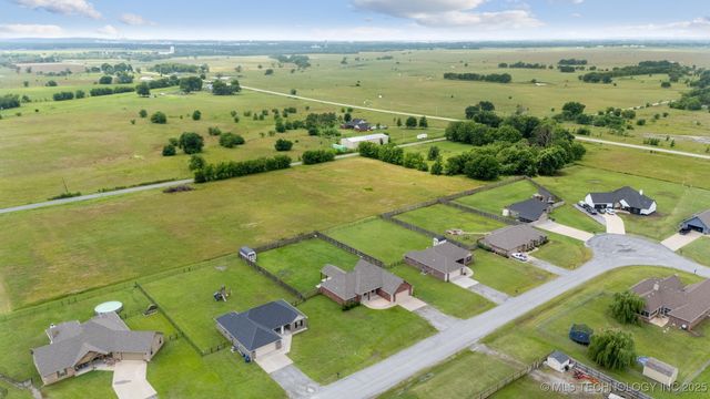 222 E 498 Circle, Pryor, OK 74361