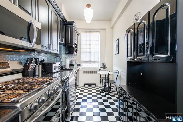 10 Crestmont Road, Montclair, NJ 07042