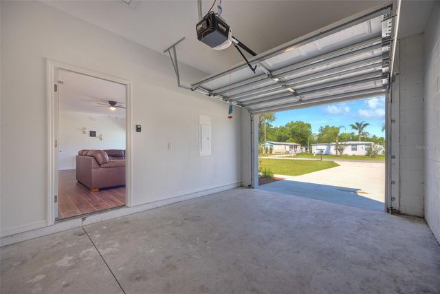 174 DOVER LN, Deland, FL 32724