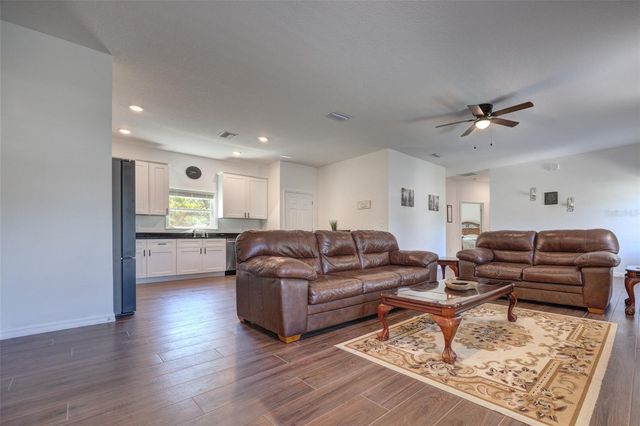 174 DOVER LN, Deland, FL 32724