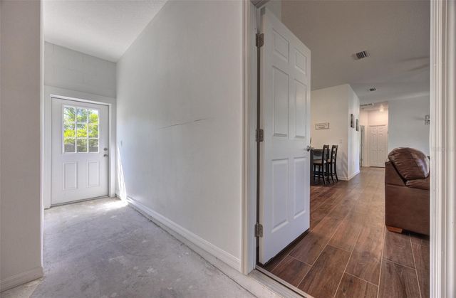 174 DOVER LN, Deland, FL 32724