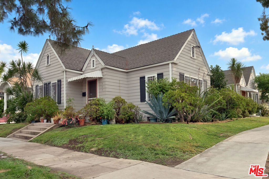 500 N Windsor Boulevard, Los Angeles, CA 90004 — exterior