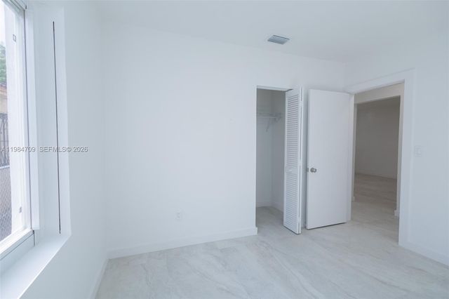 2675 SW 24th Ter, Miami, FL 33145