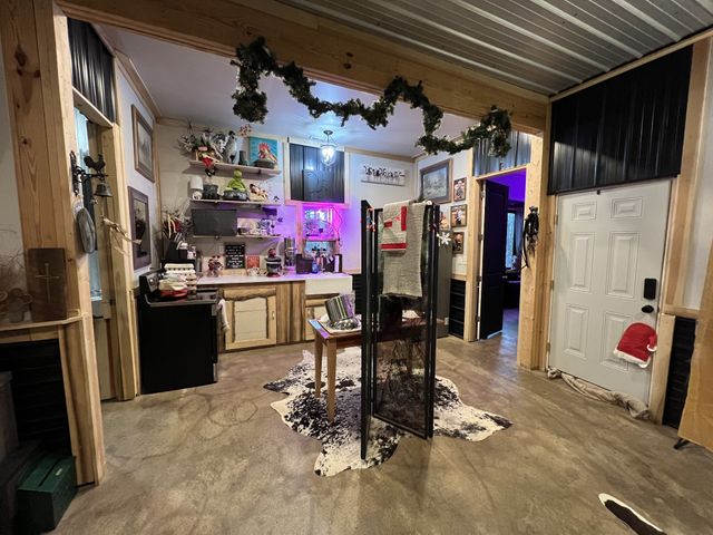 75 New Harmony Rd, Lafayette, TN 37083