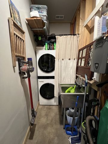 75 New Harmony Rd, Lafayette, TN 37083