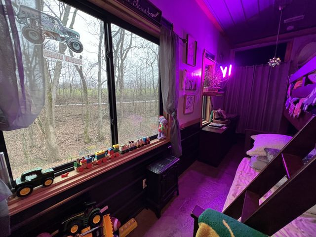 75 New Harmony Rd, Lafayette, TN 37083