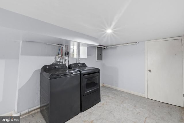 1965 W SPARKS ST, Philadelphia, PA 19141