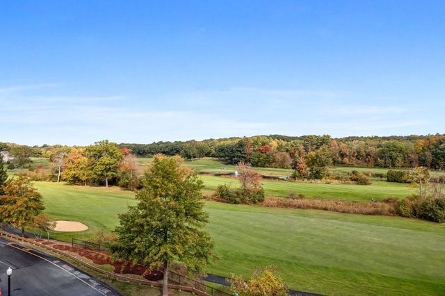 38 Village Road 402, Middleton, MA 01949