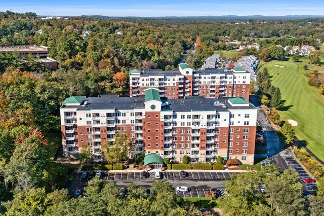 38 Village Road 402, Middleton, MA 01949