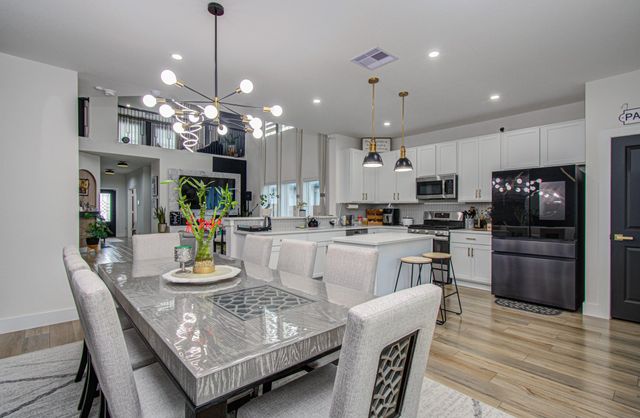 6303 Spanish Moss Drive, Pearland, TX 77584