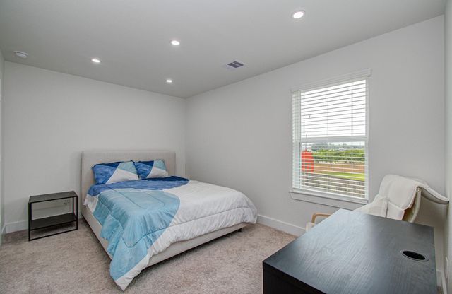6303 Spanish Moss Drive, Pearland, TX 77584