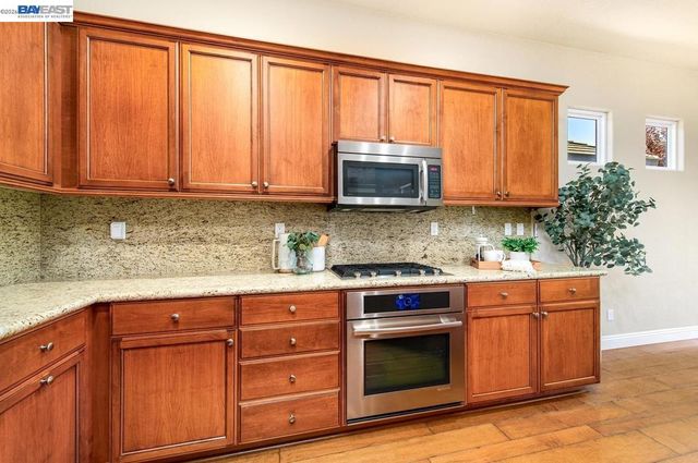 1033 Malbec Ln, Brentwood, CA 94513