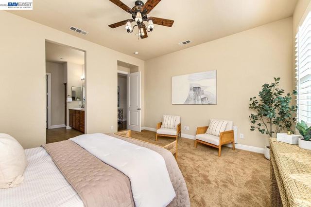 1033 Malbec Ln, Brentwood, CA 94513