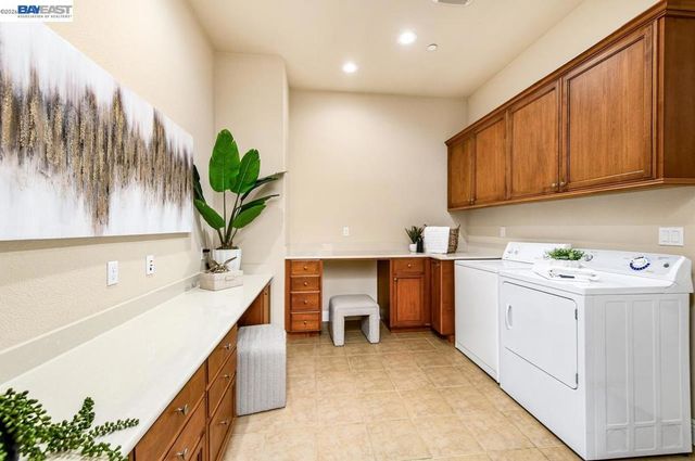 1033 Malbec Ln, Brentwood, CA 94513