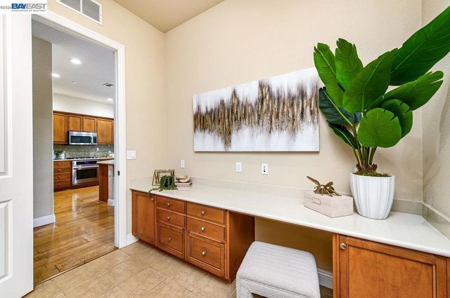 1033 Malbec Ln, Brentwood, CA 94513