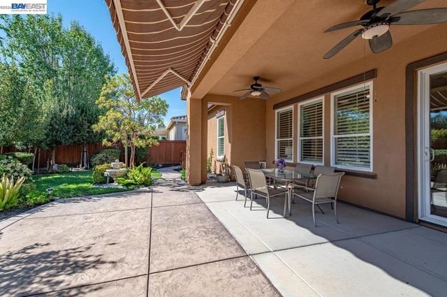 1033 Malbec Ln, Brentwood, CA 94513