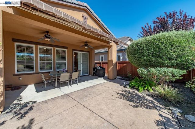 1033 Malbec Ln, Brentwood, CA 94513
