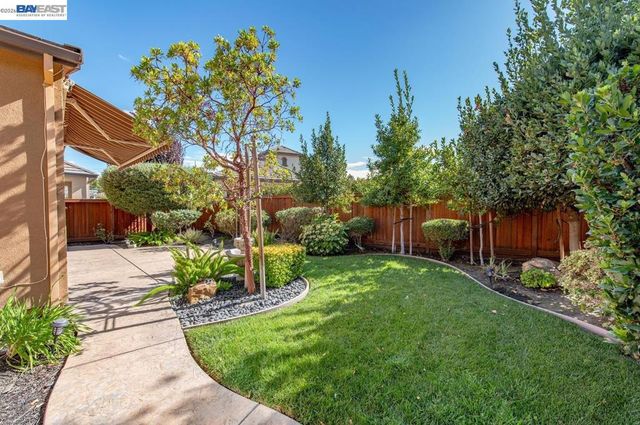 1033 Malbec Ln, Brentwood, CA 94513
