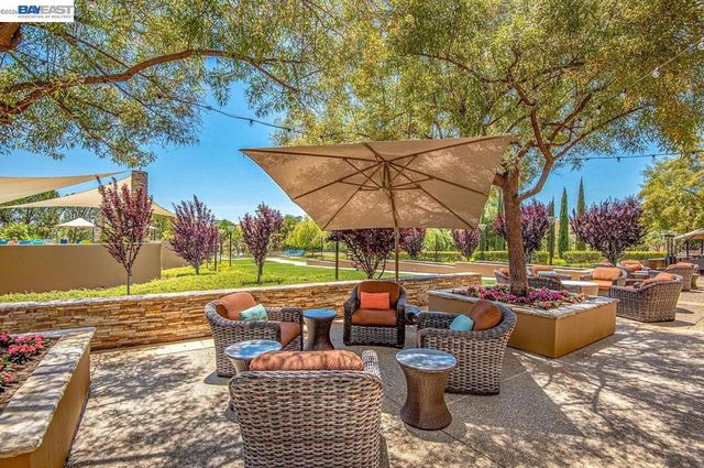 1033 Malbec Ln, Brentwood, CA 94513