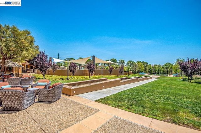 1033 Malbec Ln, Brentwood, CA 94513