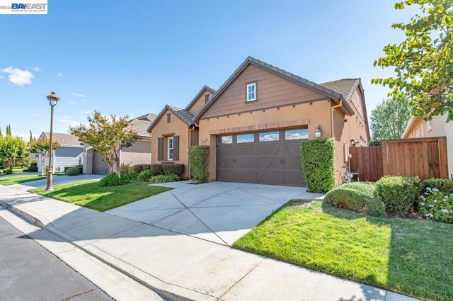 1033 Malbec Ln, Brentwood, CA 94513
