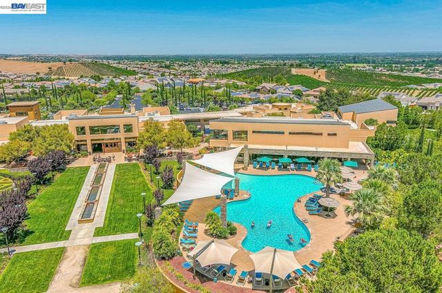 1033 Malbec Ln, Brentwood, CA 94513