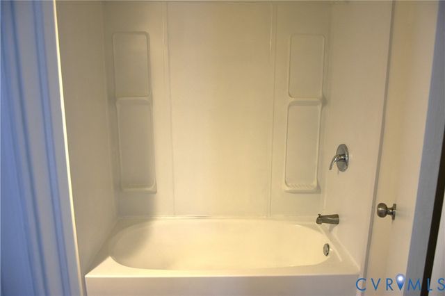 1014 Old Wythe St, Petersburg, VA 23803