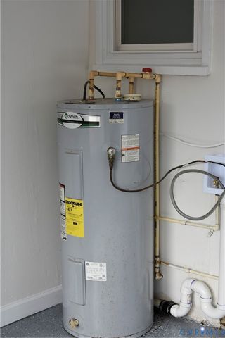 1014 Old Wythe St, Petersburg, VA 23803