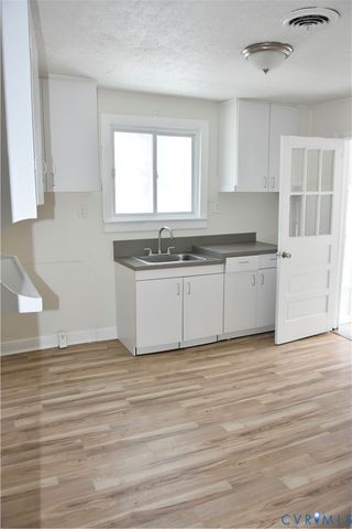 1014 Old Wythe St, Petersburg, VA 23803