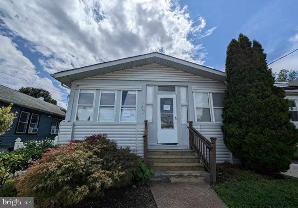 267 HOMECREST, EWING, NJ 08638 — exterior
