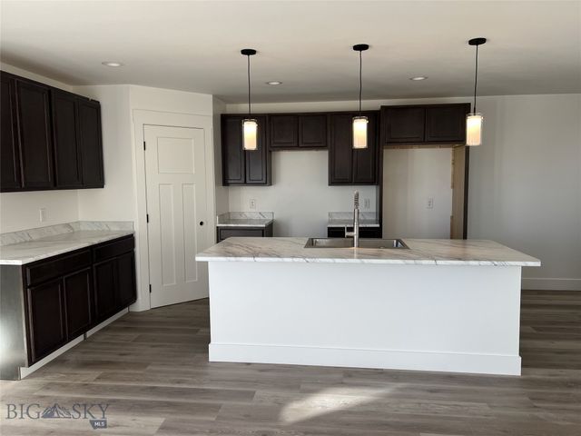 500 Edgar Street C, Belgrade, MT 59714