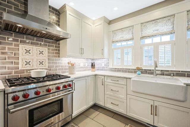 37 Pelton St, Boston, MA 02132