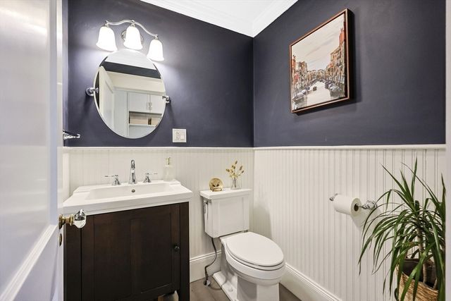 37 Pelton St, Boston, MA 02132