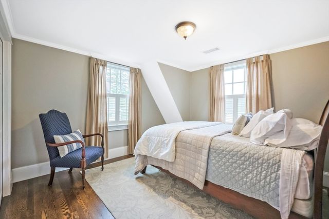 37 Pelton St, Boston, MA 02132