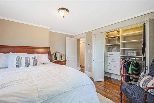 37 Pelton St, Boston, MA 02132