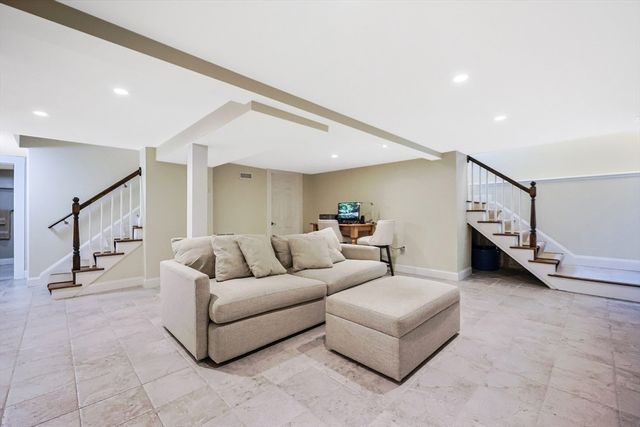 37 Pelton St, Boston, MA 02132