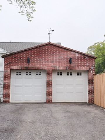 37 Pelton St, Boston, MA 02132