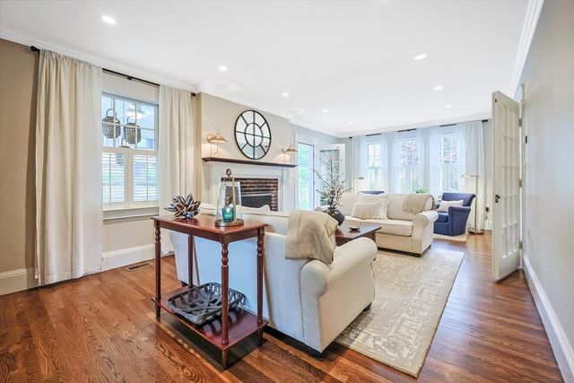 37 Pelton St, Boston, MA 02132