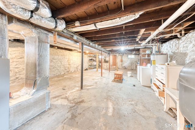 24 Fanway Avenue, Bristol, CT 06010