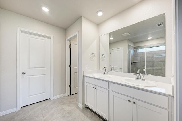 524 Longmount CV, Liberty Hill, TX 78642