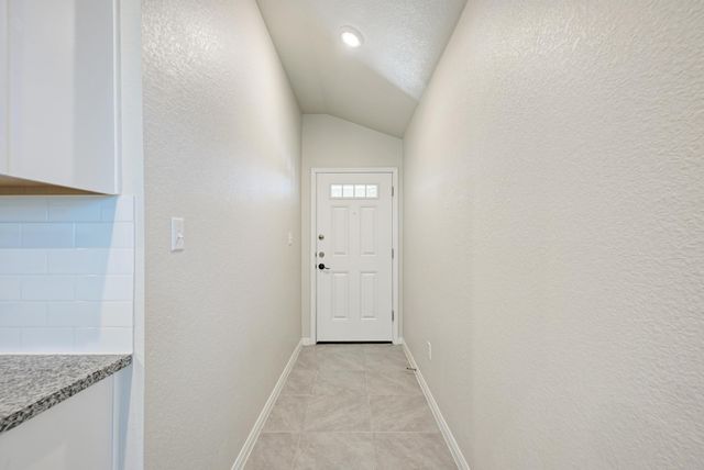 524 Longmount CV, Liberty Hill, TX 78642
