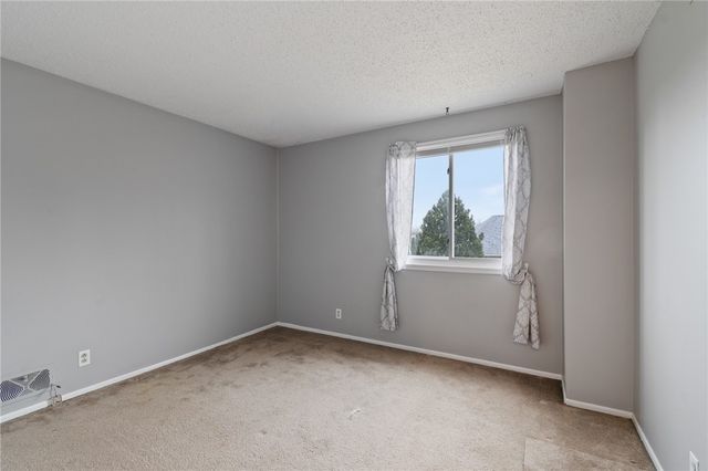 696 Surrey Hill, Henrietta, NY 14623