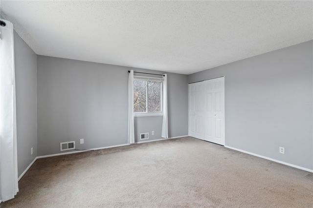 696 Surrey Hill, Henrietta, NY 14623