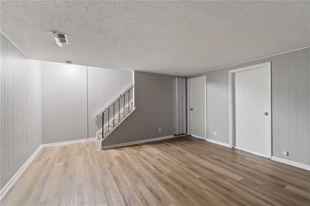 696 Surrey Hill, Henrietta, NY 14623