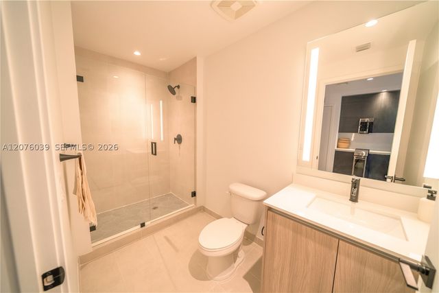 176 NW 25th St 449, Miami, FL 33127